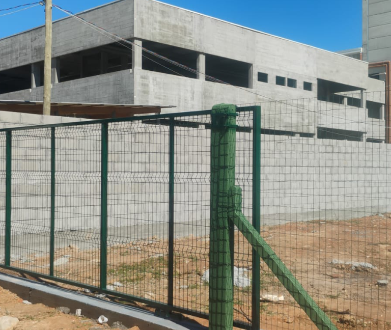 Portão instalado pela Telinco Telas