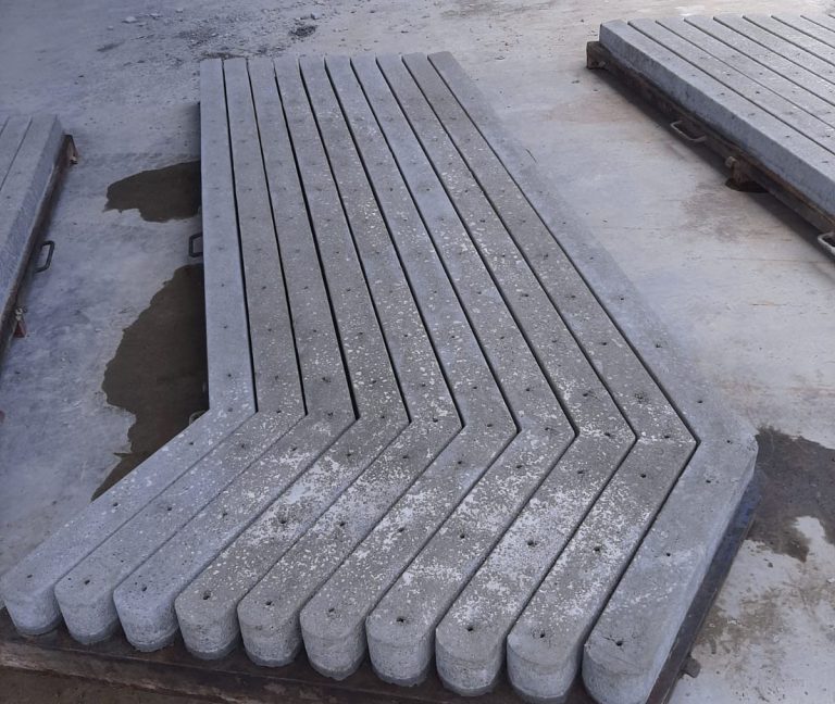 Mourões de concreto fabricados pela Telinco Telas